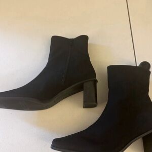 Stuart Weitzman 8.5 Black Ankle Boots Gore-Tex Heeled Waterproof side zipper